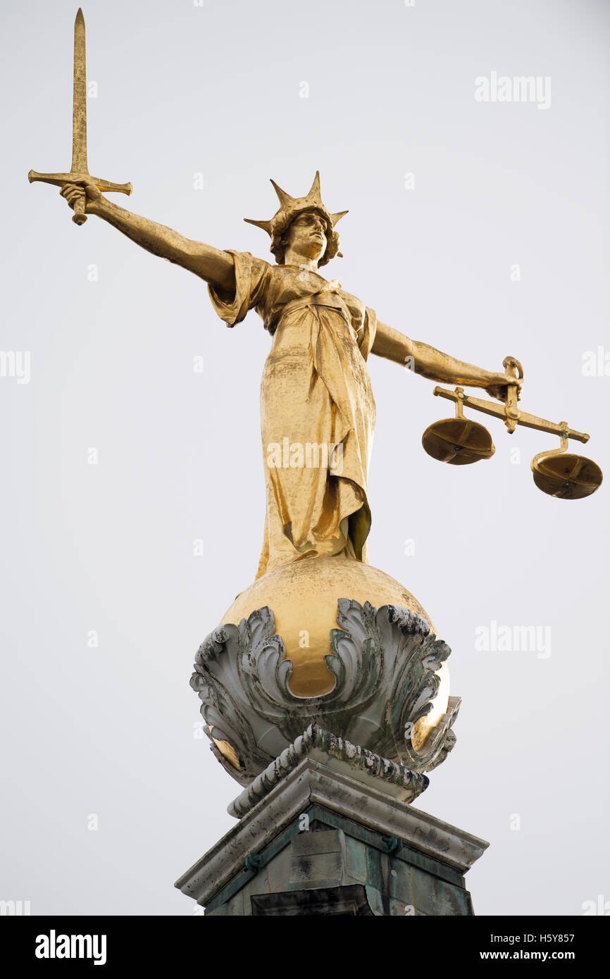 Origins and Newgate Prison Integration (1674, 1902)