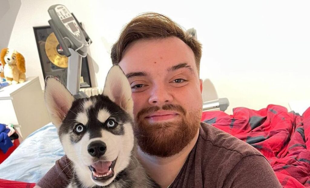 6FCBDZOECNDVZEFUMMQSIXTXE4