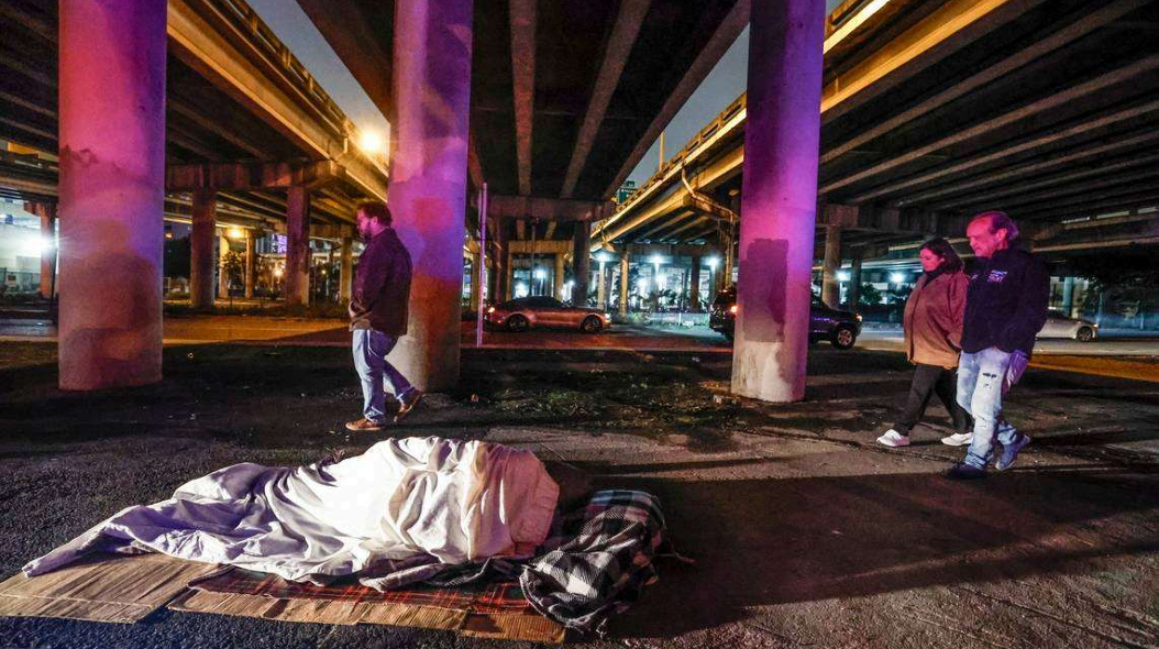 Establishment of Community Partnership for Homeless