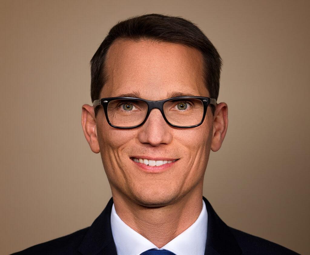 1939, 1945: Gold Laundering Operations for the Third Reich